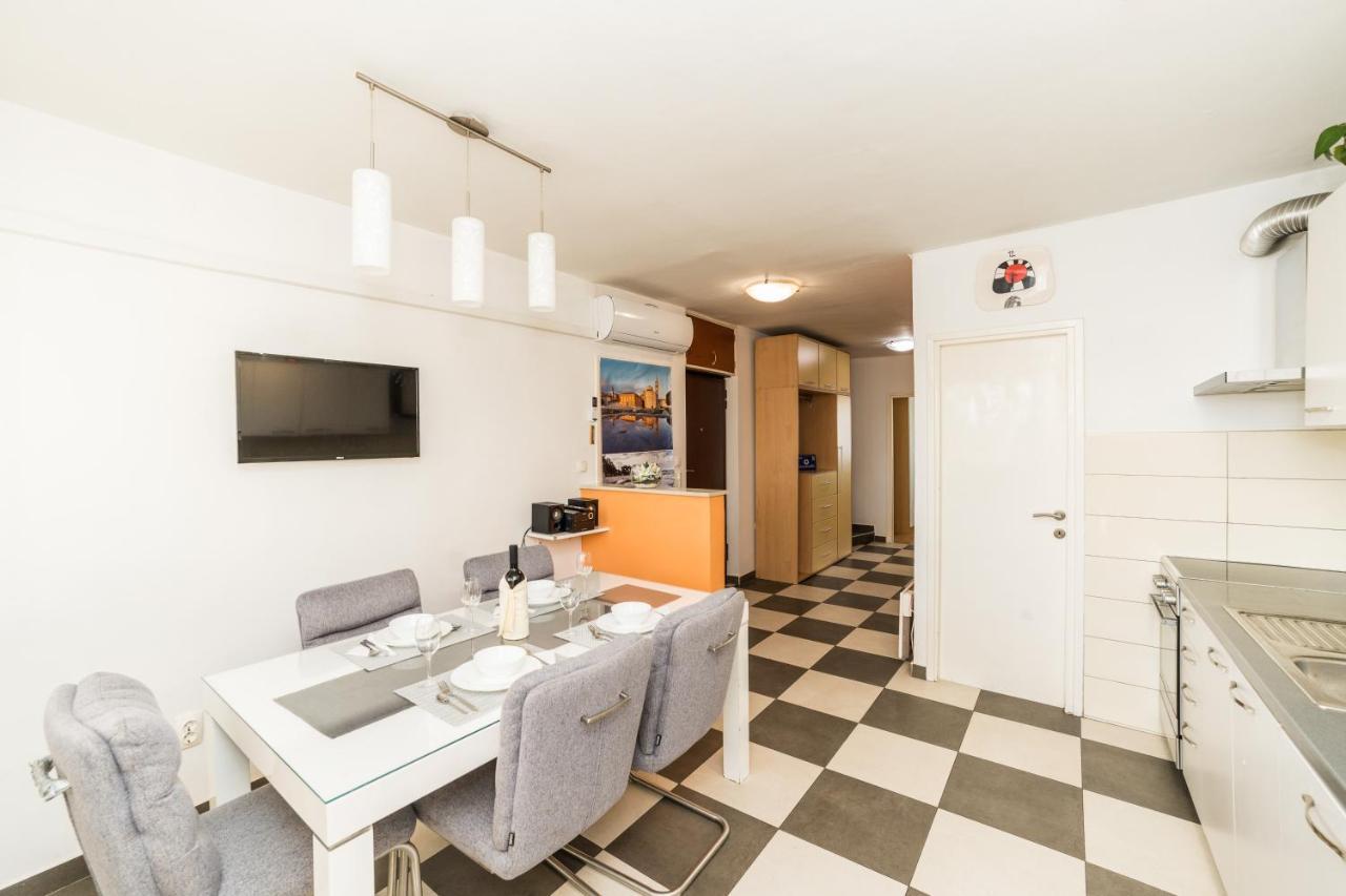Apartment Mihaela Задар Екстер'єр фото